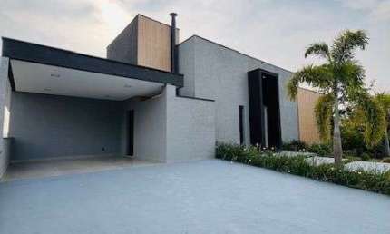 Sobrado com 3 dormitórios à venda, 576 m² por R$ 3.600.000,00 - Condomínio Villa