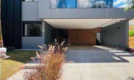Sobrado com 3 dormitórios à venda, 260 m² por R$ 1.890.000,00 - Condomínio Aldei