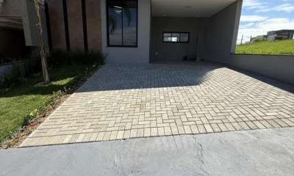 Casa com 3 dormitórios à venda, 144m² por R$ 883.000,00 - Condomínio Reserva Ipa