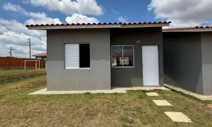 Casa com 2 dormitórios à venda, 49m² por r$275.000,00 - condomínio residencial f