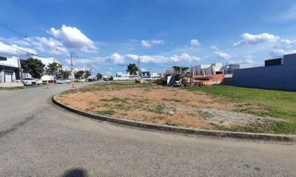 Terreno à venda, 199m por R$235.000,00 - Condomínio Villaggio Ipanema - Sorocaba