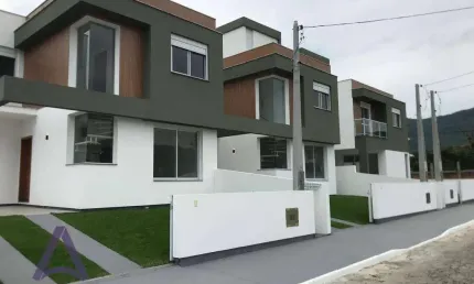 Casa com 3 dormitórios à venda, 131 m² por R$ 1.116.000,00 - Açores - Florianópolis/SC