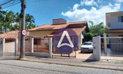 Casa com 4 dormitórios à venda, 190 m² por R$ 1.860.000,00 - Campeche - Florianópolis/SC