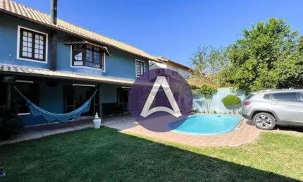 Casa financiável com 3 dormitórios à venda, 225 m² por R$ 2.280.000 - Rio Tavares - Florianópolis/SC