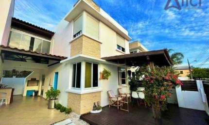 Casa com 3 dormitórios à venda, 128 m² por R$ 1.100.000,00 - Campeche - Florianópolis/SC