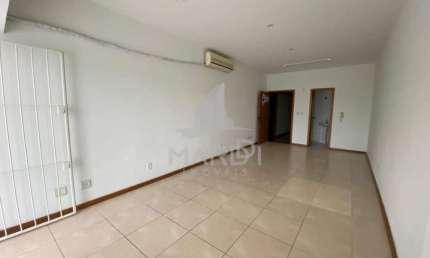 Sala comercial para alugar na Avenida Cristóvão Colombo, 2162, Floresta, Porto Alegre por R$ 1.800