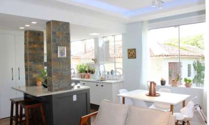 Apartamento com 1 quarto à venda na Rua Guilherme Schell, 210, Santo Antônio, Porto Alegre por R$ 320.000