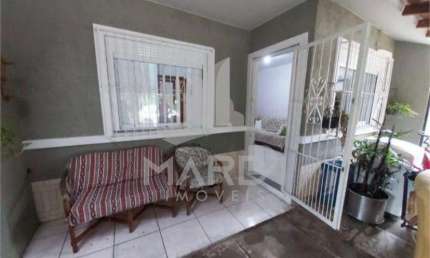 Casa com 2 quartos à venda na Rua Newton Silveira Netto, 275, Hípica, Porto Alegre por R$ 240.000