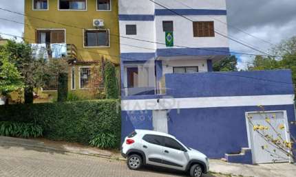 Casa em condomínio fechado com 3 quartos para alugar na Avenida Vicente Monteggia, 1010, Cavalhada, Porto Alegre por R$ 2.900