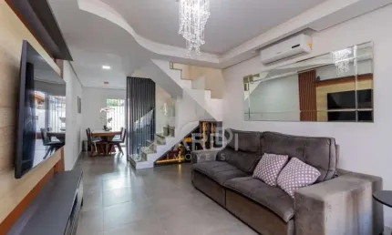 Casa com 2 quartos à venda na Rua Ivo Walter Kern, 10, Hípica, Porto Alegre por R$ 499.000