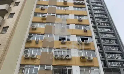 Sala comercial à venda na rua dos andradas, 1273, centro histórico, porto alegre por r$ 135.000