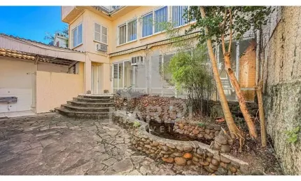 Casa com 4 quartos à venda na Rua Saica, 240, Petrópolis, Porto Alegre por R$ 897.000