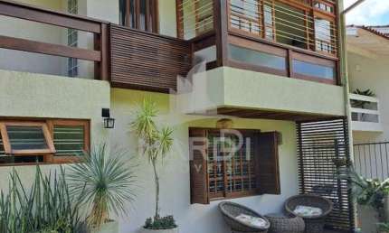 Casa com 4 quartos à venda na Rua Olécio Cavedini, 235, Ipanema, Porto Alegre por R$ 789.000