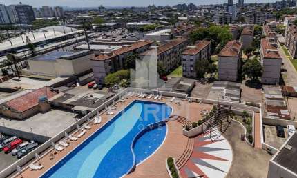 Apartamento com 3 quartos à venda na Avenida Dom Cláudio José Gonçalves Ponce de Leão, 240, Vila Ipiranga, Porto Alegre por R$ 475.000