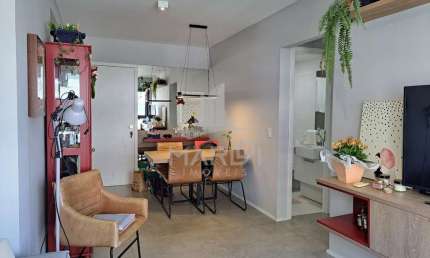 Apartamento com 2 quartos à venda na Rua Marechal Hermes, 613, Camaquã, Porto Alegre por R$ 590.000