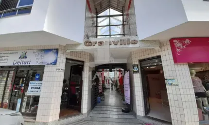 Ponto comercial para alugar na Rua Doutor Armando Barbedo, 490, Tristeza, Porto Alegre por R$ 1.900