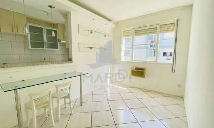 Apartamento com 2 quartos à venda na Rua Camaquã, 121, Camaquã, Porto Alegre por R$ 210.000