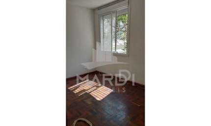 Apartamento com 2 quartos à venda na Rua Engenheiro Fernando Mendes Ribeiro, 105, Santo Antônio, Porto Alegre por R$ 209.990