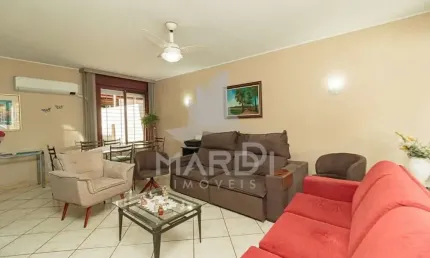 Casa com 3 quartos à venda na Rua Anita Garibaldi, 2596, Passo da Areia, Porto Alegre por R$ 1.200.000