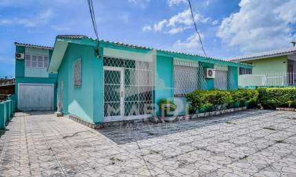 Casa em condomínio fechado com 3 quartos à venda na Acesso das Rosas, 45, Santa Tereza, Porto Alegre por R$ 530.000
