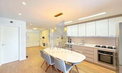 Casa com 4 quartos à venda na Avenida Clemenciano Barnasque, 421, Teresópolis, Porto Alegre por R$ 890.000
