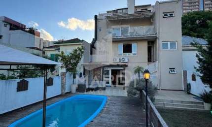 Casa com 3 quartos à venda na Rua Luzitana, 1098, Higienópolis, Porto Alegre por R$ 2.450.000
