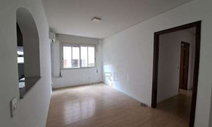 Apartamento com 2 quartos à venda na Rua Adriano Ribeiro, 85, Menino Deus, Porto Alegre por R$ 460.000