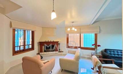 Casa com 3 quartos à venda na Rua Torre de Pedra, 72, Espírito Santo, Porto Alegre por R$ 850.000
