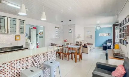 Casa com 2 quartos à venda na rua breno arruda, 151, santa maria goretti, porto alegre por r$ 530.000