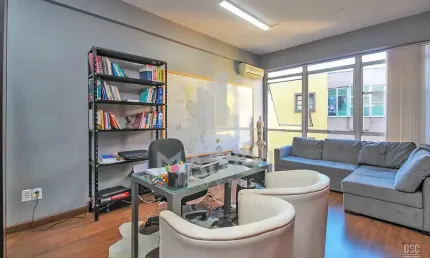 Sala comercial à venda na Avenida Protásio Alves, 3504, Petrópolis, Porto Alegre por R$ 145.000