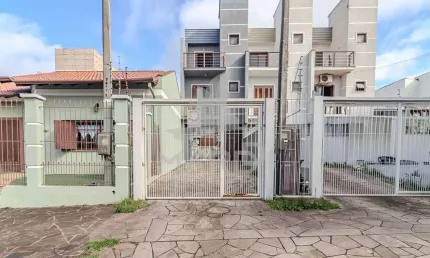 Casa com 3 quartos à venda na rua hugo nelson magalhães, 141, rubem berta, porto alegre por r$ 429.000