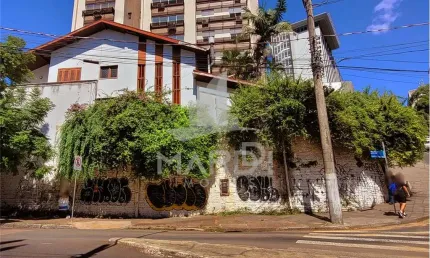 Casa com 4 quartos à venda na Rua Ramiro Barcelos, 784, Moinhos de Vento, Porto Alegre por R$ 949.000