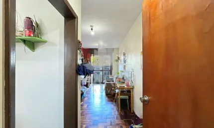 Apartamento com 1 quarto à venda na Rua Delfino Riet, 610, Santo Antônio, Porto Alegre por R$ 180.000