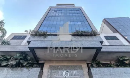 Sala comercial à venda na Avenida Carlos Gomes, 1998, Três Figueiras, Porto Alegre por R$ 846.000