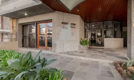 Sala comercial à venda na rua marquês do pombal, 1824, moinhos de vento, porto alegre por r$ 135.000