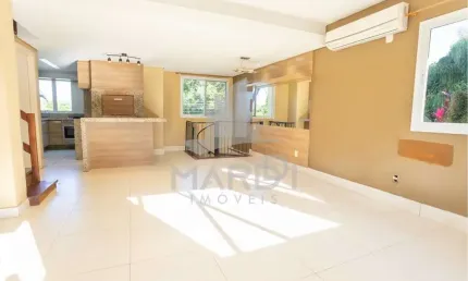 Casa em condomínio fechado com 3 quartos à venda na rua vicenza, 20, mário quintana, porto alegre por r$ 595.000