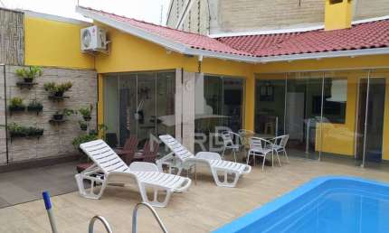 Casa com 4 quartos à venda na Rua Paulo Derly Strehl, 30, Espírito Santo, Porto Alegre por R$ 2.499.000