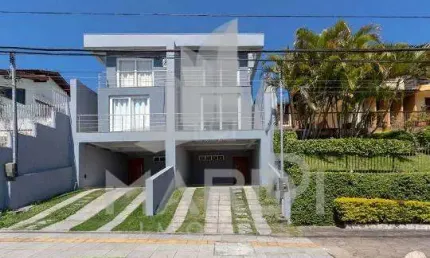 Casa com 3 quartos à venda na Rua Imeram Teixeira Cabeleira, 197, Ipanema, Porto Alegre por R$ 750.000