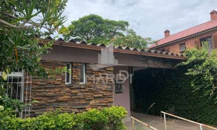 Casa comercial à venda na Rua Afonso Álvares, 127, Tristeza, Porto Alegre por R$ 920.000