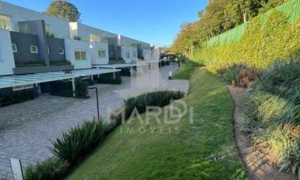 Casa em condomínio fechado com 3 quartos à venda na Rua Doutor Ney de Castilhos Ferreira, 300, Pedra Redonda, Porto Alegre por R$ 2.750.000