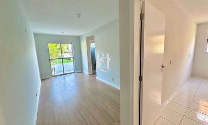 Apartamento Térreo Reformado – Passa Vinte, Palhoça/SC