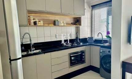 Apartamento Padrão à venda no bairro Ponta de Baixo em São José/SC
