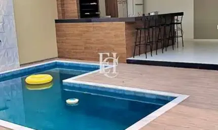 Casa Térrea Mobiliada com Piscina à Venda na Pedra Branca – Palhoça/SC