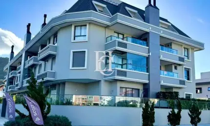 Conforto e praticidade a poucos metros do mar: Apartamento duplex nas Gaivotas
