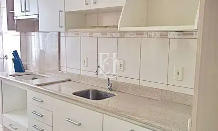 Apartamento Semi Mobiliado com Sacada Fechada – Areias, São José