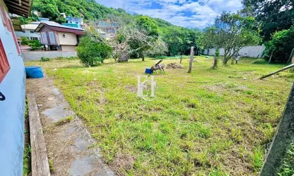 Amplo terreno à venda a 2km da praia – cachoeira do bom jesus, florianópolis/sc
