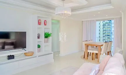 Amplo e mobiliado no centro de florianópolis – 3 dormitórios e 1 suíte