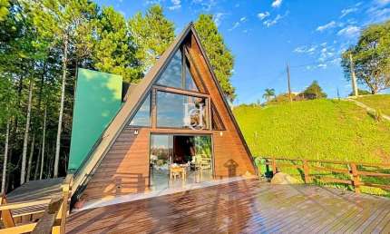 Cabana das Nuvens à Venda – Mobiliada e Decorada em Condomínio Fechado em Rancho Queimado/SC