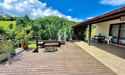 Refúgio Natural com Riacho Privativo em Rancho Queimado/SC