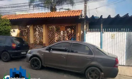 Casa com 8 dormitórios à venda, 400 m² por R$ 650.000,00 - Cidade Martins - Guarulhos/SP